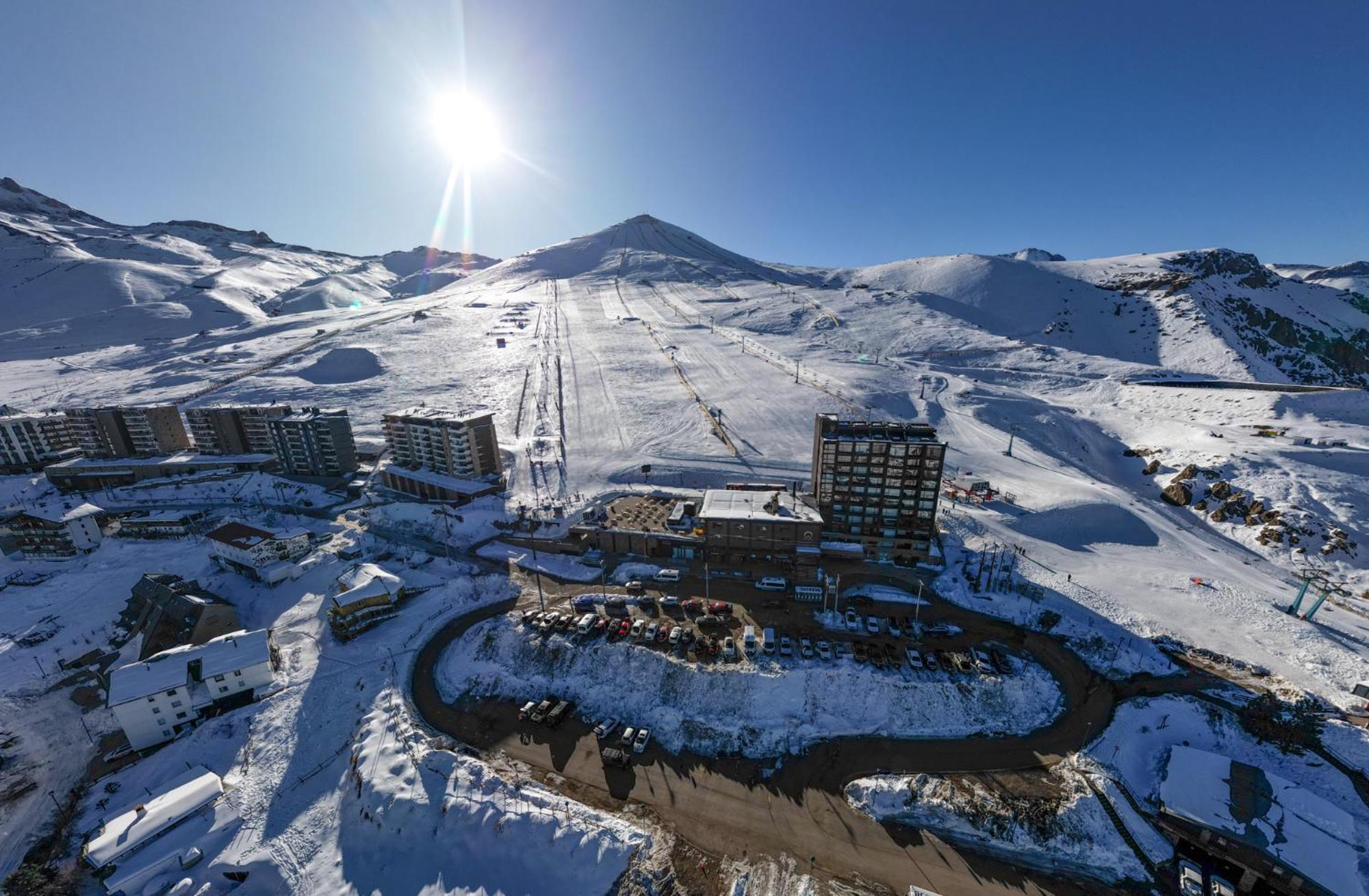 Departamentos Alojamiento Oficial Gran Parador Ski In - Out, Centro De Ski El Colorado, Farellones - Unico Con Descuentos En Servicios Del Centro De Ski Экстерьер фото